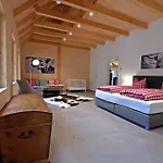 Living Timeless - Haldenhof, Design Retreat Im Schwarzwald シャレー