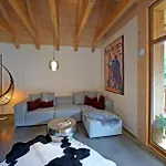 Living Timeless - Haldenhof, Design Retreat Im Schwarzwald シャレー シモンスヴァルト