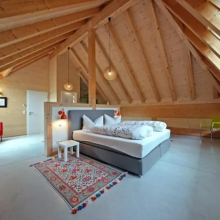 Living Timeless- Haldenhof Loft, Luxus Schwarzwald-retreat Mit Sauna Fuer Bis Zu 12 Personen Chalet