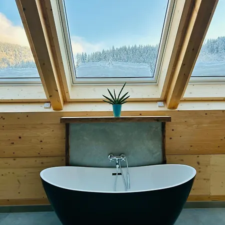 Chalet Living Timeless- Haldenhof Loft, Luxus Schwarzwald-retreat Mit Sauna Fuer Bis Zu 12 Personen
