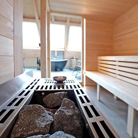 Living Timeless- Haldenhof Loft, Luxus Schwarzwald-retreat Mit Sauna * Simonswald