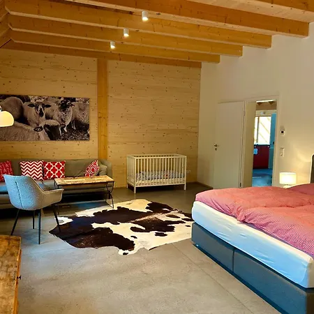 Living Timeless- Haldenhof Loft, Luxus Schwarzwald-retreat Mit Sauna Fuer Bis Zu 12 Personen *