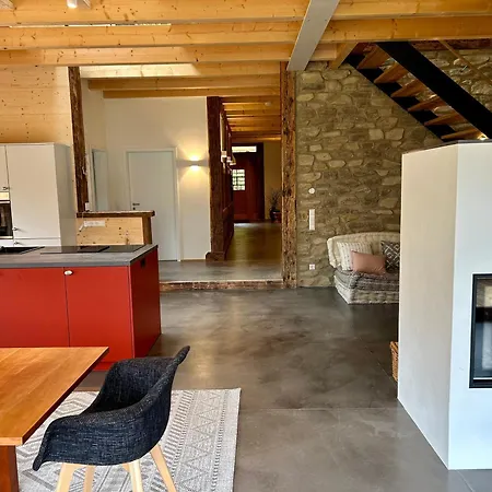 Living Timeless- Haldenhof Loft, Luxus Schwarzwald-retreat Mit Sauna Fuer Bis Zu 12 Personen Chalet