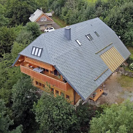 Living Timeless- Haldenhof Loft, Luxus Schwarzwald-retreat Mit Sauna Fuer Bis Zu 12 Personen Simonswald