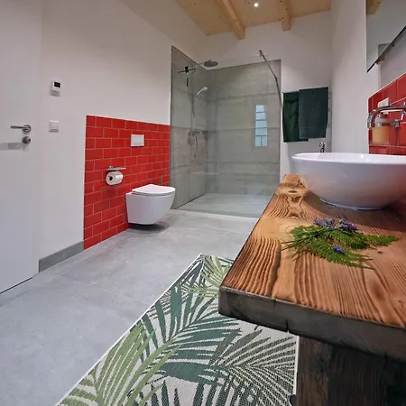 Living Timeless- Haldenhof Loft, Luxus Schwarzwald-retreat Mit Sauna *