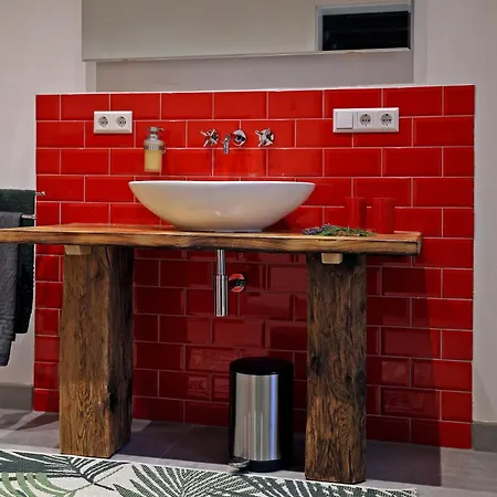 Living Timeless- Haldenhof Loft, Luxus Schwarzwald-retreat Mit Sauna Chalet Simonswald