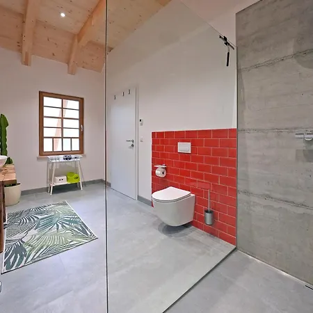 Chalet Living Timeless- Haldenhof Loft, Luxus Schwarzwald-retreat Mit Sauna Simonswald